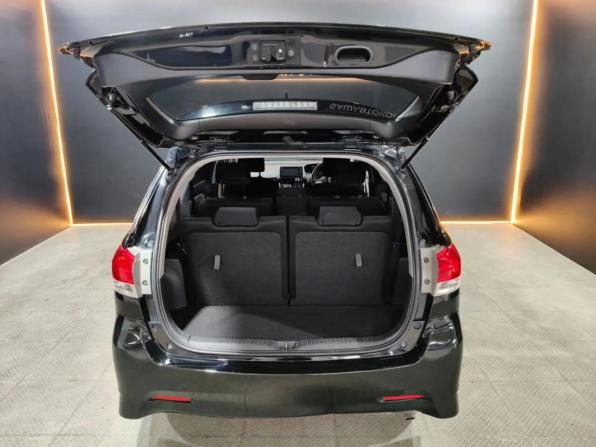 Toyota Wish II с пробегом 2010 года, цена 1 230 000 рублей, 205022 км, минивэн, Автокод Объявления