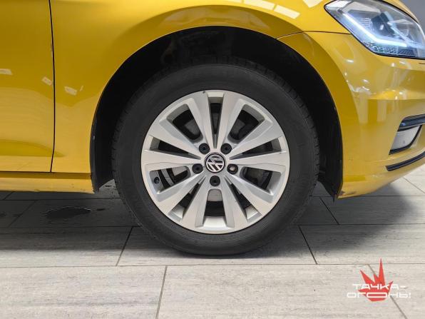 Volkswagen Golf VII Рестайлинг с пробегом 2018 года, цена 1 788 000 рублей, 113000 км, хэтчбек, Автокод Объявления