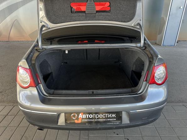 Volkswagen Passat B6 с пробегом 2007 года, цена 729 000 рублей, 175796 км, седан, Автокод Объявления