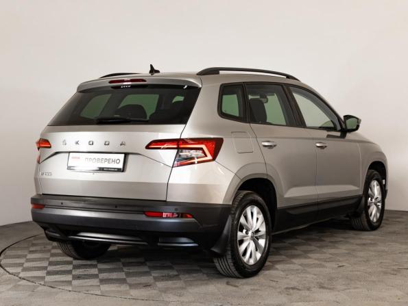 Skoda Karoq I с пробегом 2020 года, цена 1 949 000 рублей, 156315 км, внедорожник, Автокод Объявления