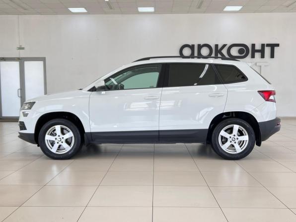 Skoda Karoq I с пробегом 2021 года, цена 2 590 000 рублей, 43179 км, внедорожник, Автокод Объявления