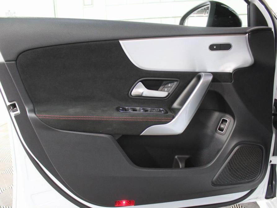 Mercedes-Benz A-Класс IV (W177) Москва  - изображение 12