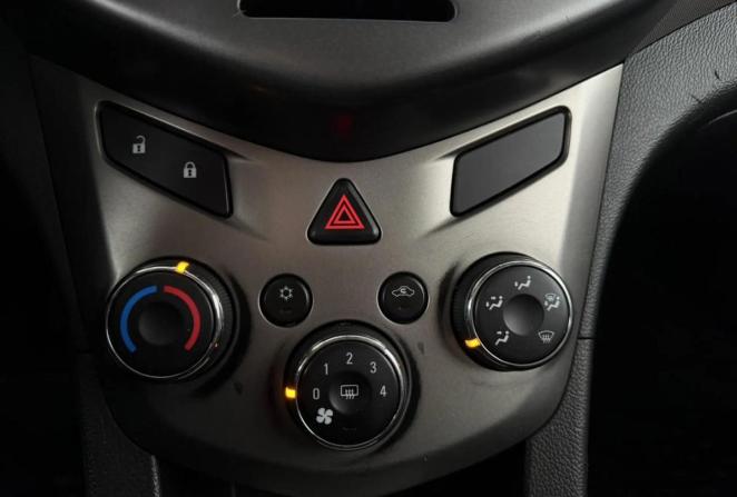 Chevrolet Aveo II с пробегом 2012 года, цена 710 000 рублей, 196136 км, седан, Автокод Объявления