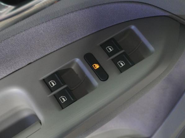 Volkswagen Touran I Рестайлинг с пробегом 2007 года, цена 599 000 рублей, 197217 км, компактвэн, Автокод Объявления