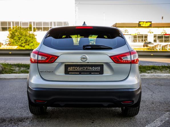 Nissan Qashqai II с пробегом 2017 года, цена 1 698 000 рублей, 111242 км, внедорожник, Автокод Объявления