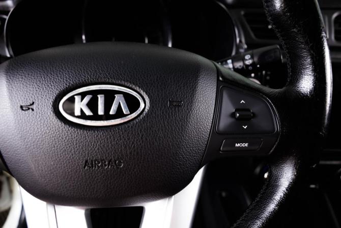 Kia Rio III с пробегом 2012 года, цена 879 000 рублей, 238967 км, хэтчбек, Автокод Объявления