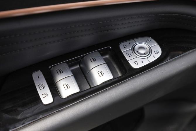 Jaecoo J8 с пробегом 2024 года, цена 3 649 000 рублей, 30000 км, внедорожник, Автокод Объявления