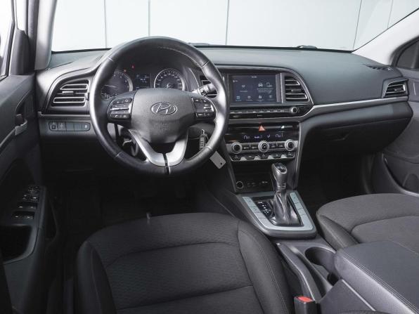 Hyundai Elantra VI (AD) Рестайлинг с пробегом 2020 года, цена 1 645 000 рублей, 177514 км, седан, Автокод Объявления