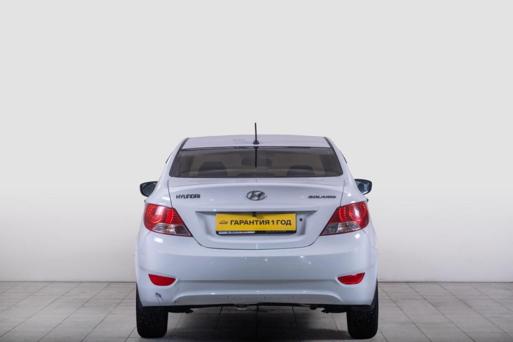 Hyundai Solaris I Рестайлинг Томск  - изображение 3