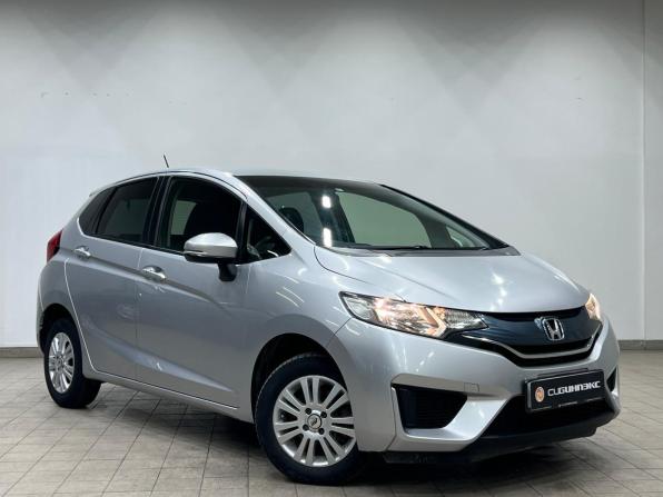 Honda Fit III с пробегом 2014 года, цена 935 000 рублей, 115475 км, хэтчбек, Автокод Объявления