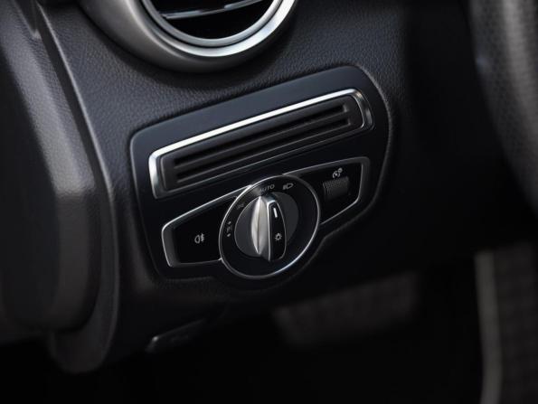 Mercedes-Benz C-Класс IV (W205) Рестайлинг с пробегом 2019 года, цена 2 349 000 рублей, 141217 км, седан, Автокод Объявления