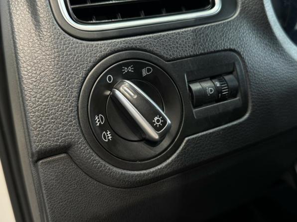 Volkswagen Polo V с пробегом 2013 года, цена 720 000 рублей, 238372 км, седан, Автокод Объявления