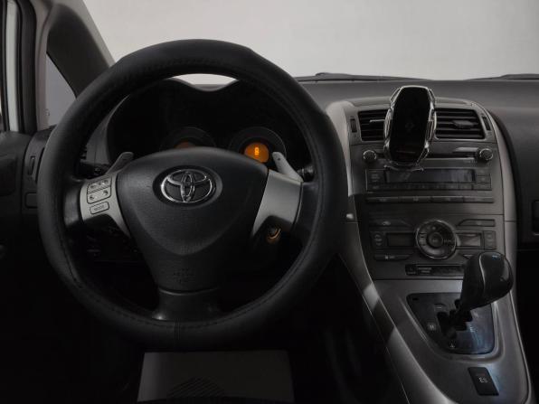 Toyota Auris I с пробегом 2009 года, цена 600 000 рублей, 237715 км, хэтчбек, Автокод Объявления