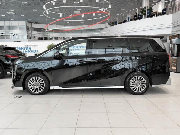 GAC M8 с пробегом 2024 года, цена 4 850 000 рублей, 111 км, минивэн, Автокод Объявления