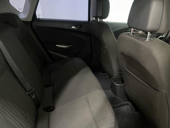 Opel Astra J с пробегом 2011 года, цена 577 000 рублей, 235000 км, хэтчбек, Автокод Объявления