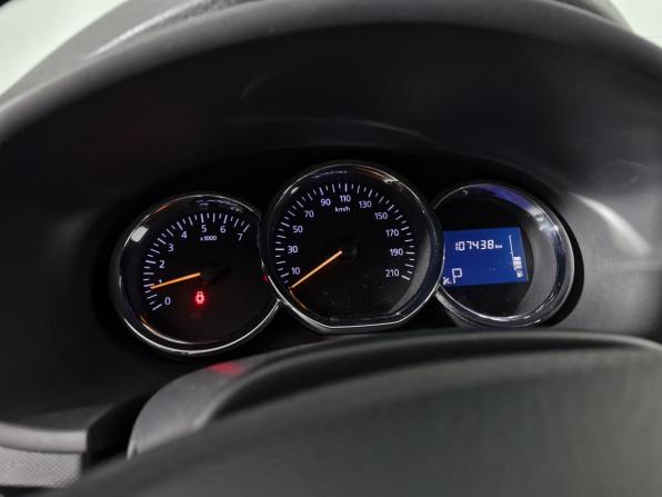 Renault Logan II с пробегом 2015 года, цена 729 000 рублей, 107438 км, седан, Автокод Объявления