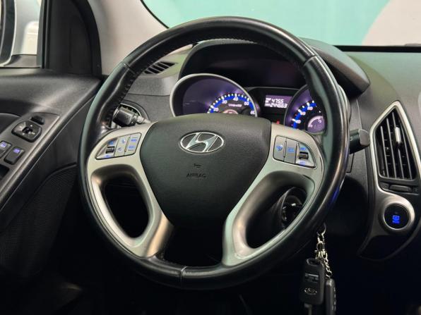 Hyundai ix35 I с пробегом 2013 года, цена 1 100 000 рублей, 244670 км, внедорожник, Автокод Объявления
