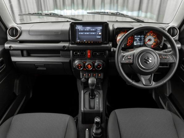 Suzuki Jimny IV с пробегом 2025 года, цена 2 750 000 рублей, 6503 км, внедорожник, Автокод Объявления