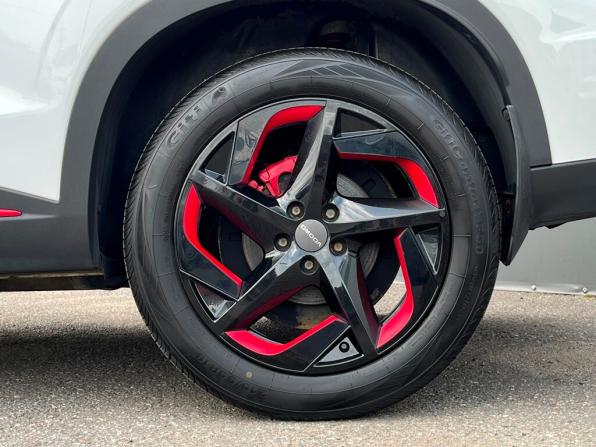 Omoda C5 I с пробегом 2023 года, цена 1 529 300 рублей, 59986 км, внедорожник, Автокод Объявления