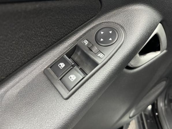 Lada (ВАЗ) Granta I Рестайлинг с пробегом 2023 года, цена 920 000 рублей, 46000 км, универсал, Автокод Объявления