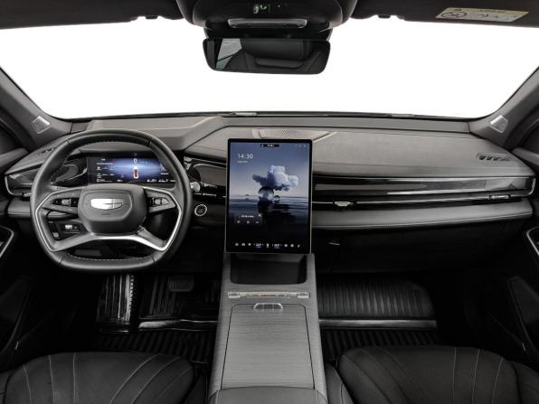 Geely Preface I с пробегом 2024 года, цена 2 850 000 рублей, 7691 км, седан, Автокод Объявления