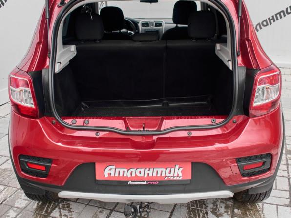 Renault Sandero II Рестайлинг с пробегом 2019 года, цена 1 295 000 рублей, 55180 км, хэтчбек, Автокод Объявления