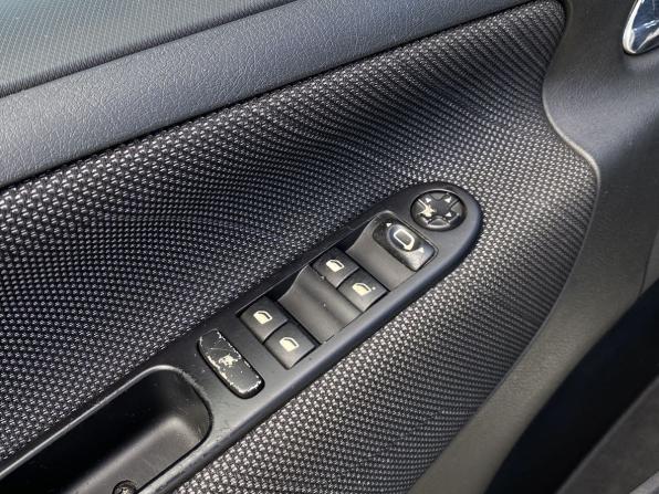 Peugeot 207 I с пробегом 2009 года, цена 469 000 рублей, 137097 км, хэтчбек, Автокод Объявления