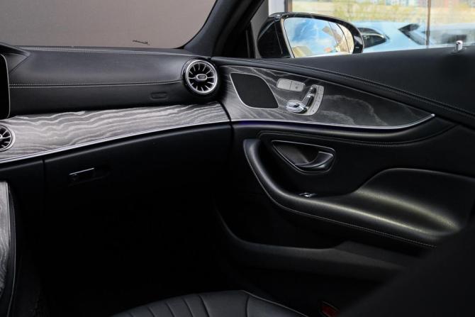 Mercedes-Benz CLS III (C257) с пробегом 2018 года, цена 4 700 000 рублей, 71348 км, седан, Автокод Объявления
