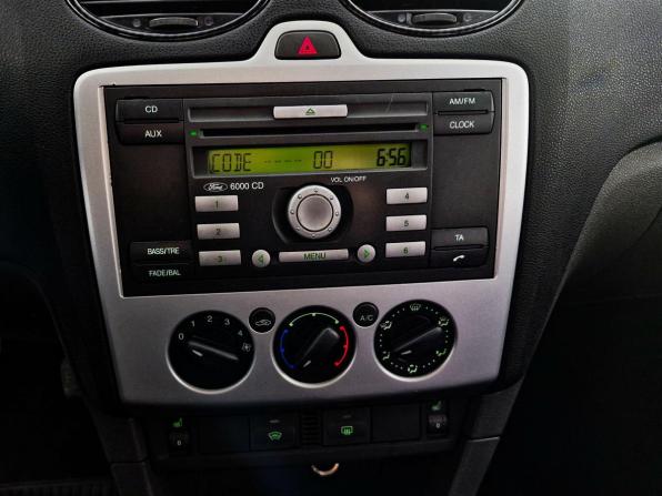 Ford Focus II с пробегом 2006 года, цена 323 000 рублей, 221000 км, универсал, Автокод Объявления