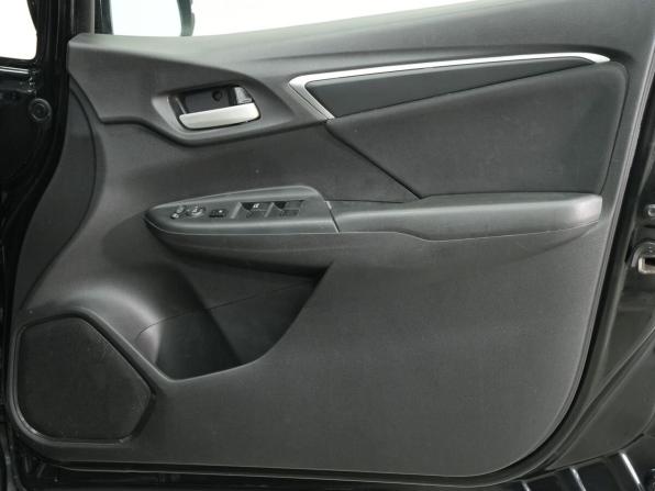 Honda Fit III с пробегом 2015 года, цена 910 000 рублей, 120286 км, хэтчбек, Автокод Объявления