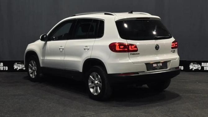 Volkswagen Tiguan I Рестайлинг с пробегом 2012 года, цена 1 290 000 рублей, 219245 км, внедорожник, Автокод Объявления