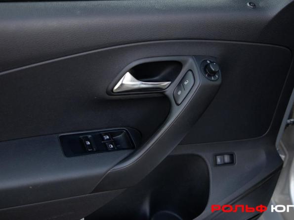 Volkswagen Polo V с пробегом 2012 года, цена 578 000 рублей, 210660 км, седан, Автокод Объявления