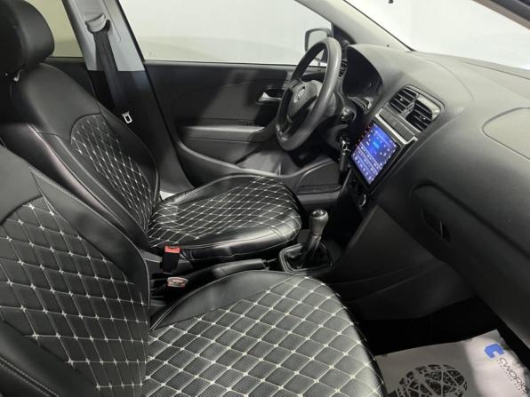 Volkswagen Polo V Рестайлинг с пробегом 2019 года, цена 1 130 000 рублей, 107099 км, седан, Автокод Объявления
