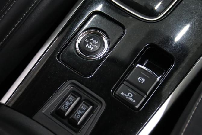 Mitsubishi Outlander III Рестайлинг 3 с пробегом 2019 года, цена 2 795 950 рублей, 116757 км, внедорожник, Автокод Объявления