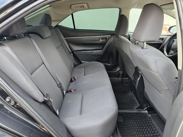 Toyota Corolla XI (E160 E170 E180) Рестайлинг 1 с пробегом 2018 года, цена 1 499 000 рублей, 157343 км, седан, Автокод Объявления
