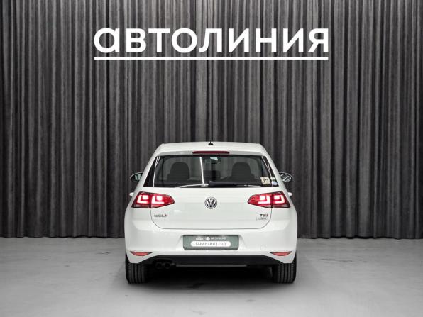 Volkswagen Golf VII с пробегом 2015 года, цена 1 240 000 рублей, 138815 км, хэтчбек, Автокод Объявления