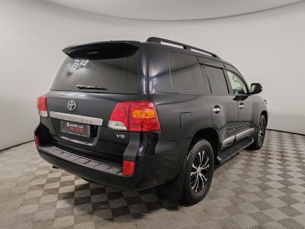 Toyota Land Cruiser 200 Series Рестайлинг 1 с пробегом 2014 года, цена 3 120 000 рублей, 300700 км, внедорожник, Автокод Объявления