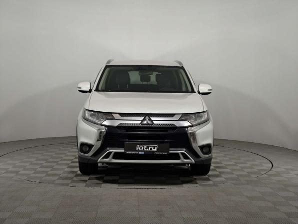 Mitsubishi Outlander III Рестайлинг 3 с пробегом 2019 года, цена 1 869 000 рублей, 156104 км, внедорожник, Автокод Объявления