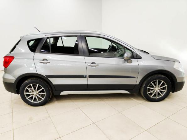 Suzuki SX4 II (S-Cross) с пробегом 2014 года, цена 987 000 рублей, 157555 км, хэтчбек, Автокод Объявления