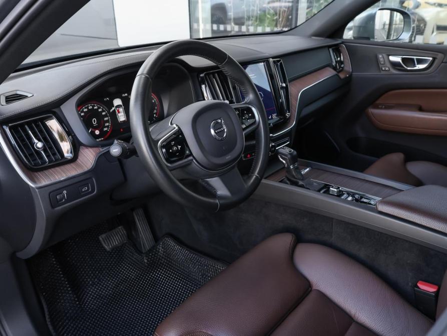 Volvo XC60 II Рестайлинг Москва  - изображение 16