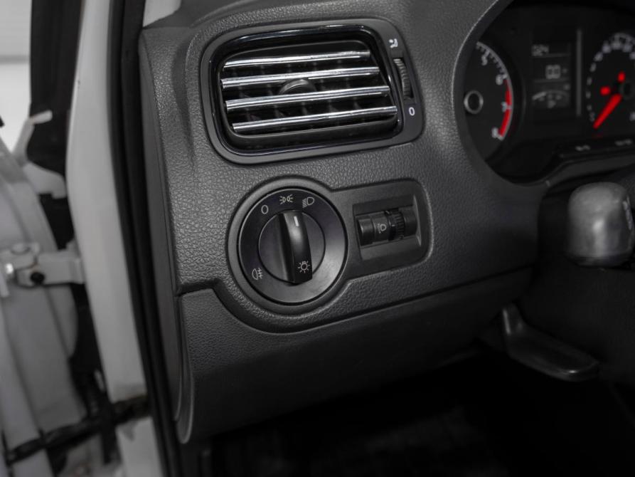 Volkswagen Polo V Рестайлинг Москва  - изображение 16