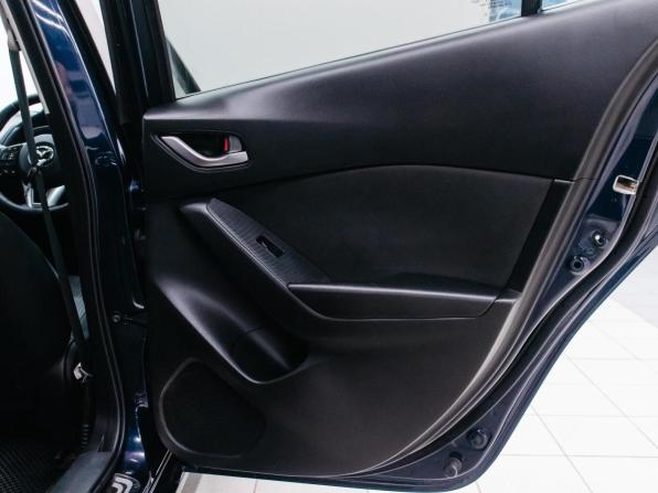 Mazda Axela III с пробегом 2015 года, цена 1 189 000 рублей, 141605 км, хэтчбек, Автокод Объявления