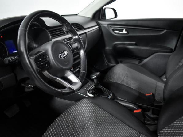Kia Rio IV с пробегом 2018 года, цена 1 389 000 рублей, 97456 км, хэтчбек, Автокод Объявления
