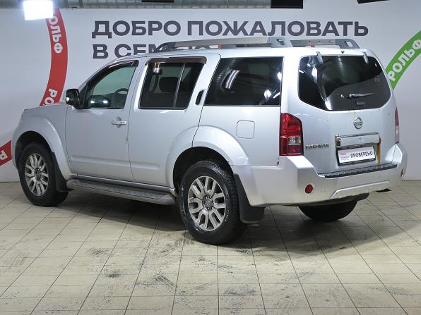Nissan Pathfinder III Рестайлинг с пробегом 2010 года, цена 1 180 000 рублей, 290000 км, внедорожник, Автокод Объявления