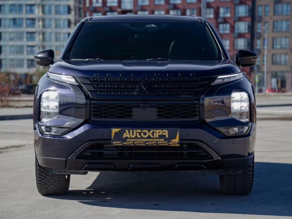 Mitsubishi Outlander IV с пробегом 2022 года, цена 3 699 000 рублей, 53000 км, внедорожник, Автокод Объявления