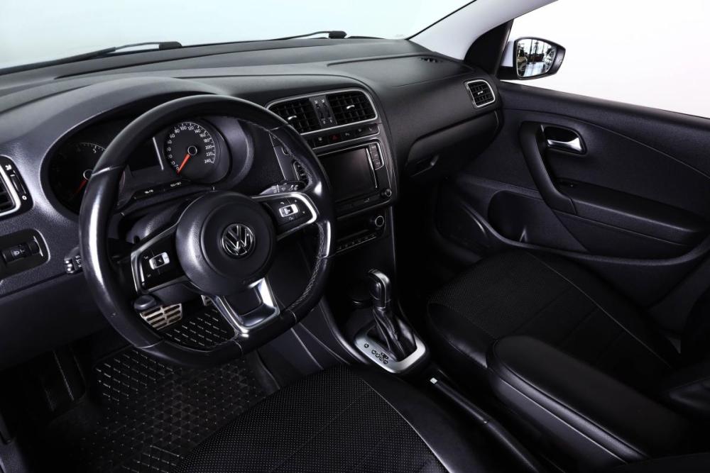 Volkswagen Polo V Рестайлинг Пермь  - изображение 9