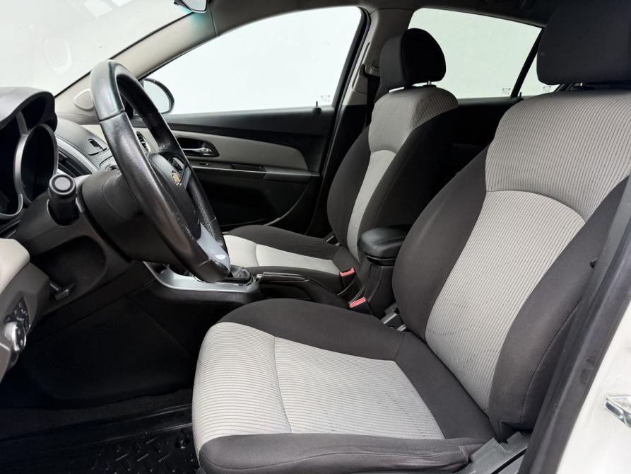 Chevrolet Cruze I Рестайлинг Москва  - изображение 10