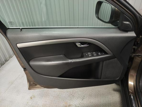 Volvo XC70 II с пробегом 2011 года, цена 1 490 000 рублей, 179225 км, универсал, Автокод Объявления