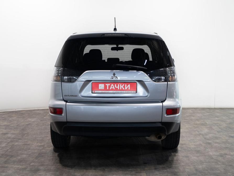 Mitsubishi Outlander II Рестайлинг Чита  - изображение 4