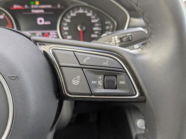 Audi A4 V (B9) Рестайлинг с пробегом 2022 года, цена 3 750 000 рублей, 21987 км, седан, Автокод Объявления